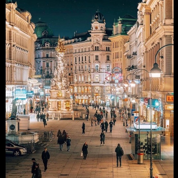 Meet your Posher, Fn - Picture 1 of 1